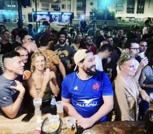 match en bar